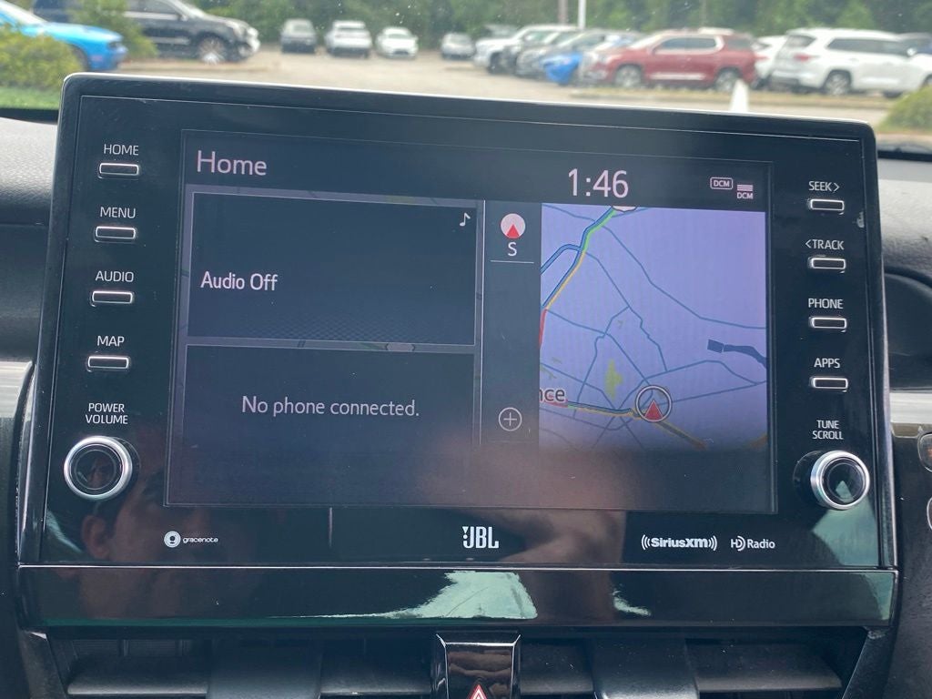 2022 Toyota Camry Hybrid XLE