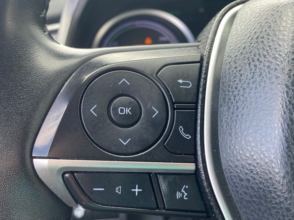 2022 Toyota Camry Hybrid XLE