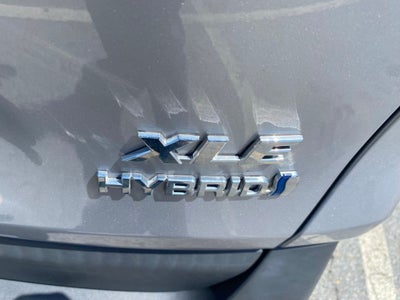2022 Toyota RAV4 Hybrid XLE