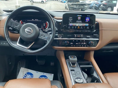 2023 Nissan Pathfinder Platinum