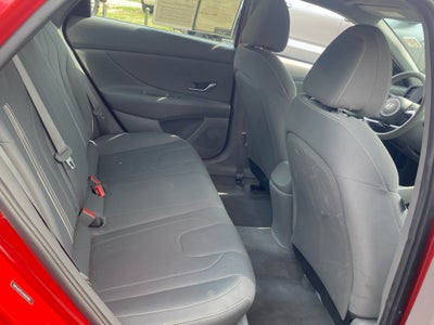 2022 Hyundai Elantra SEL