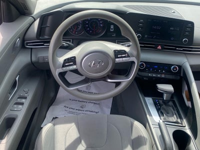 2022 Hyundai Elantra SEL