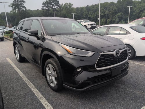 2022 Toyota Highlander LE