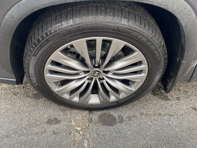 2020 Toyota Highlander Platinum