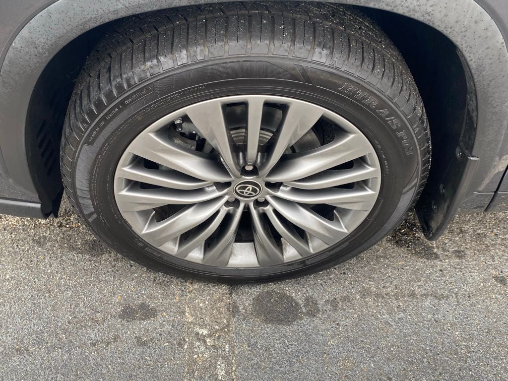 2020 Toyota Highlander Platinum