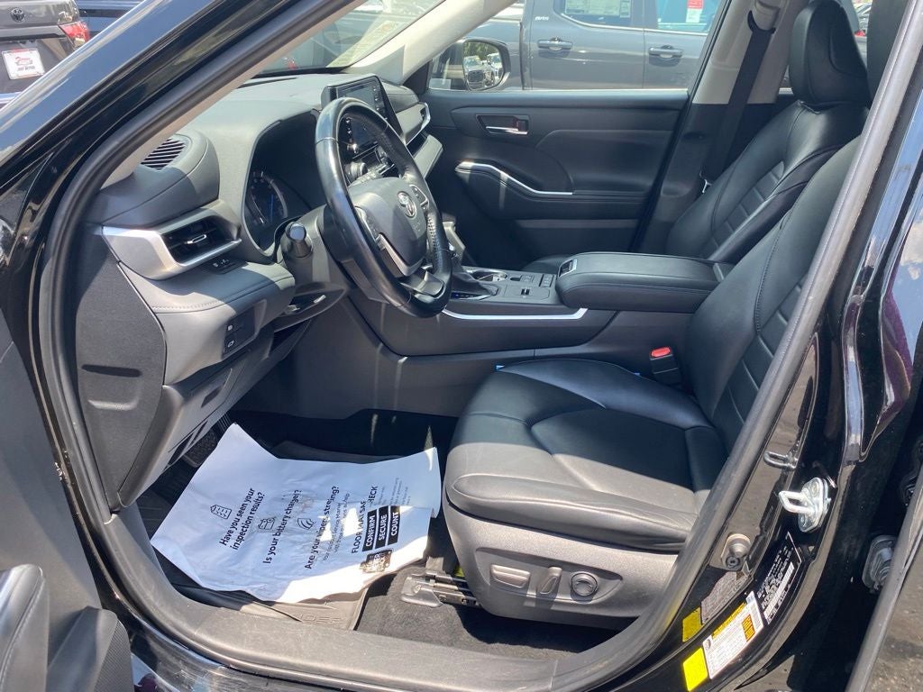 2022 Toyota Highlander Hybrid XLE