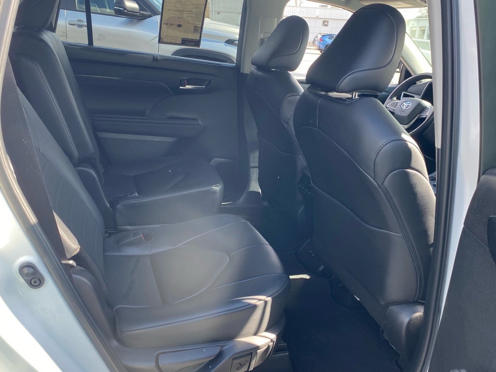 2024 Toyota Highlander XLE