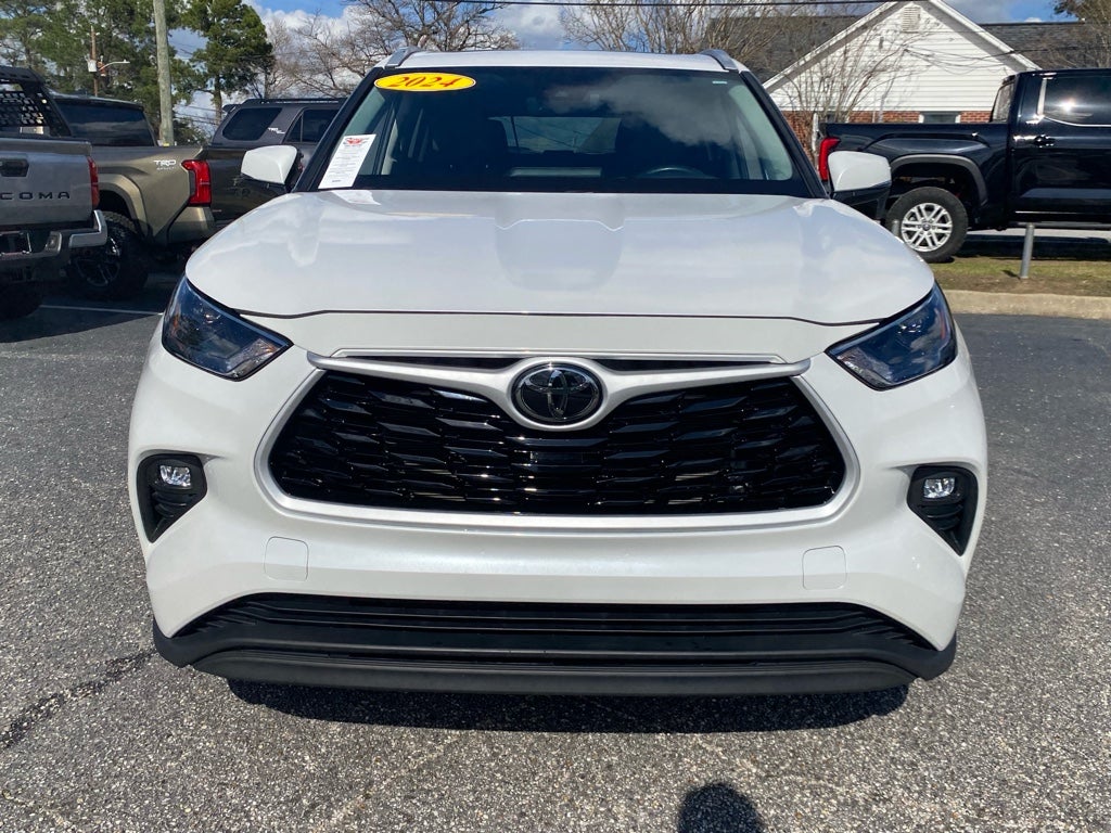 2024 Toyota Highlander XLE