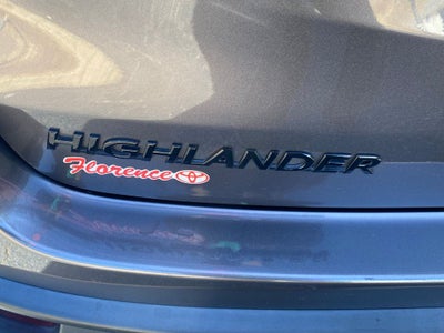 2019 Toyota Highlander SE Nightshade