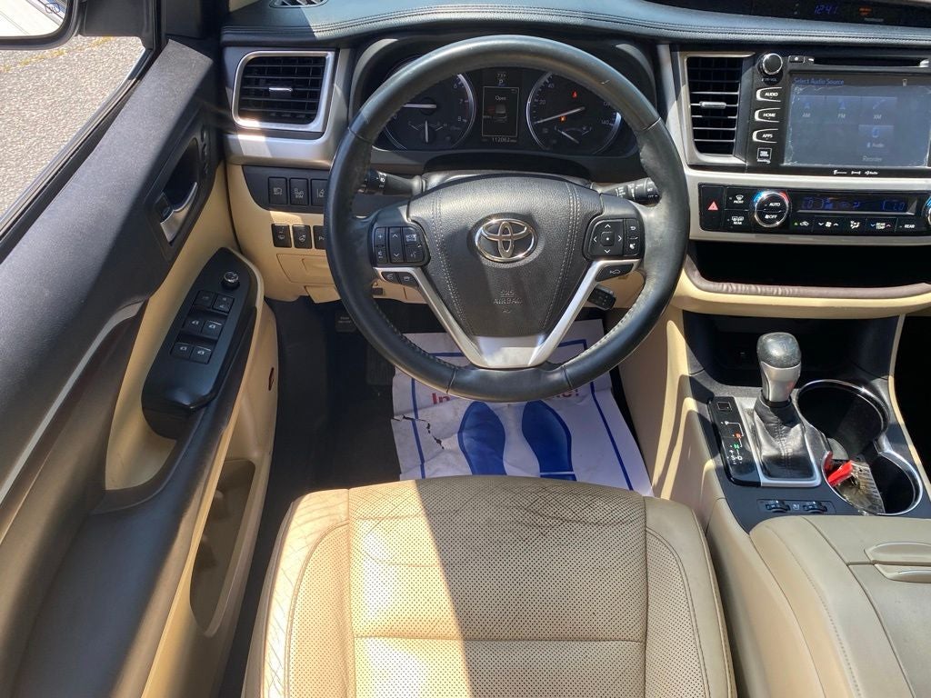 2016 Toyota Highlander Limited Platinum V6