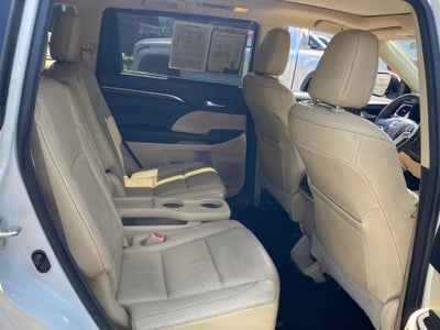 2016 Toyota Highlander Limited Platinum V6