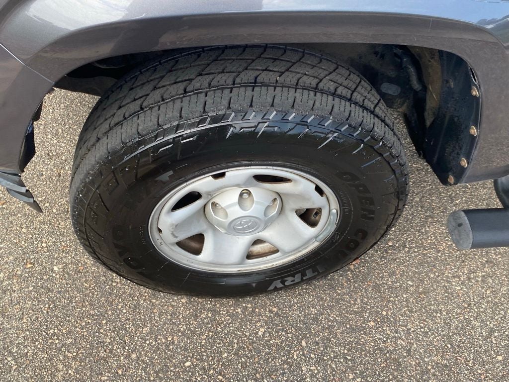 2017 Toyota Tacoma SR