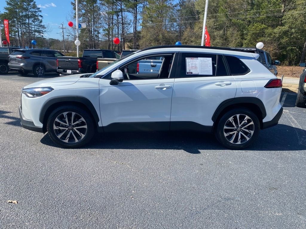 2024 Toyota Corolla Cross XLE