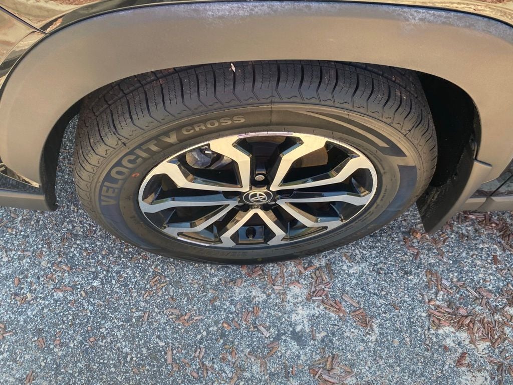 2024 Toyota Corolla Cross Hybrid SE
