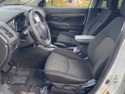 2024 Mitsubishi Outlander Sport LE