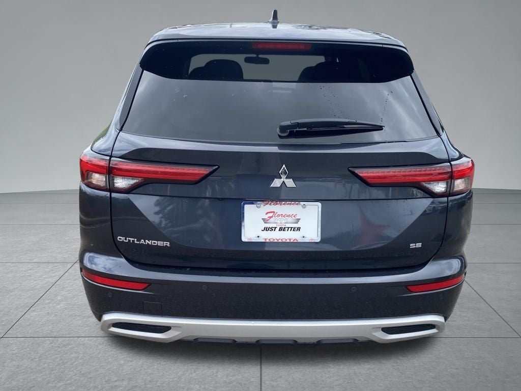 2024 Mitsubishi Outlander SE