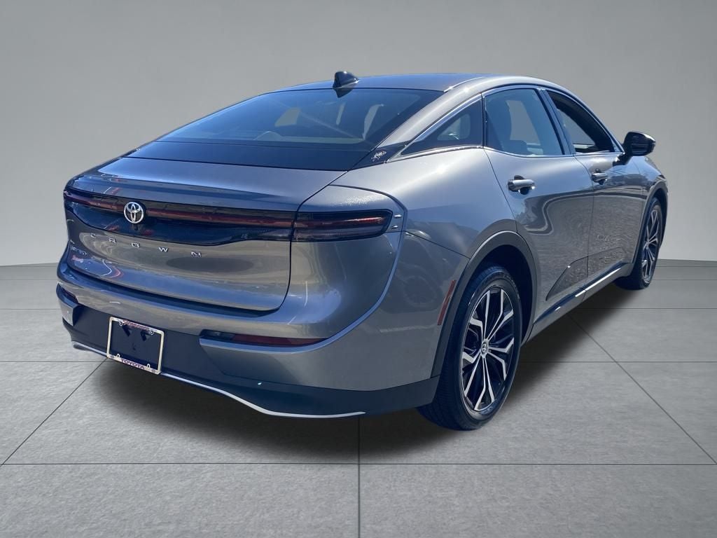 2025 Toyota Crown XLE