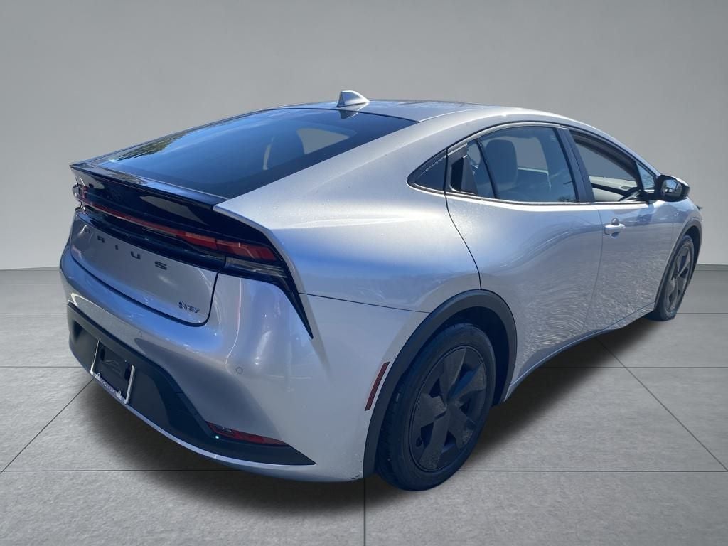 2024 Toyota Prius LE