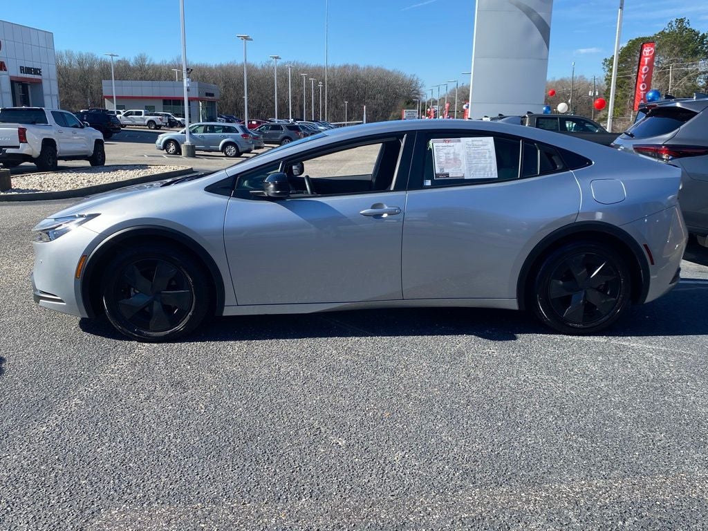 2024 Toyota Prius LE