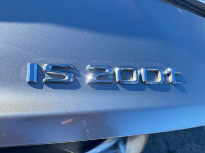 2017 Lexus IS 200t