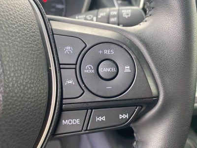 2025 Toyota Corolla Hatchback SE