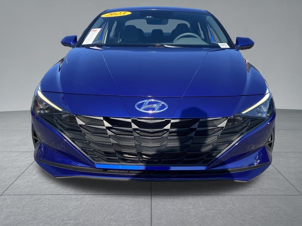 2023 Hyundai Elantra SE