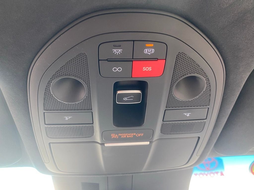 2025 Genesis G70 3.3T Sport Prestige