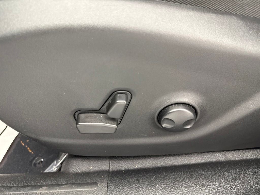2023 Jeep Cherokee Altitude