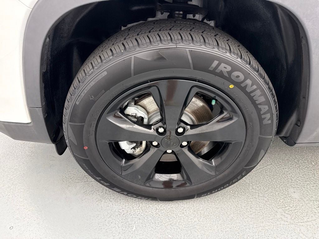 2023 Jeep Cherokee Altitude