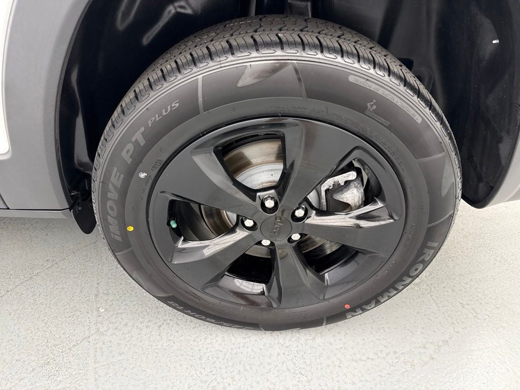 2023 Jeep Cherokee Altitude