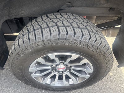 2022 GMC Sierra 1500 Limited AT4