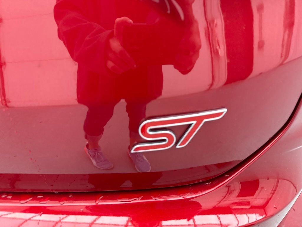 2023 Ford Edge ST