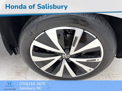 2024 Volkswagen Taos 1.5T SE