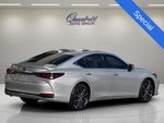 2023 Lexus ES 300h