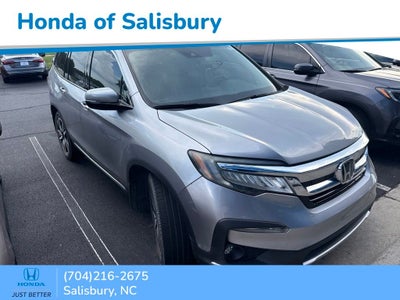 2019 Honda Pilot Touring 8 Passenger