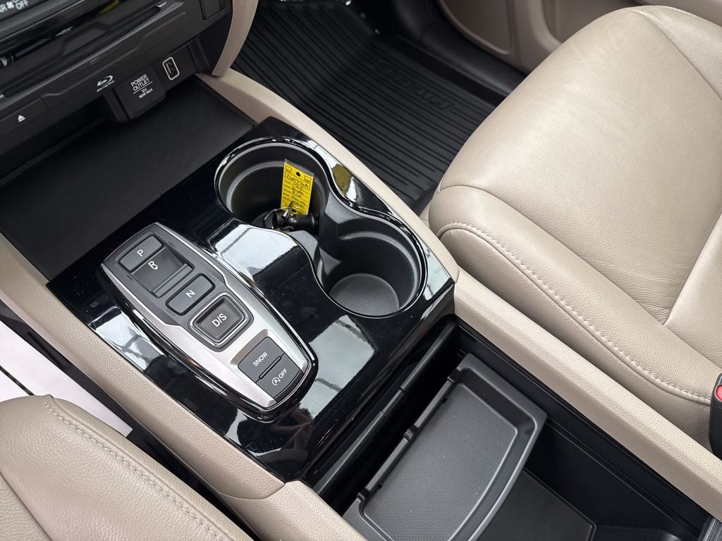 2022 Honda Pilot Touring 8 Passenger