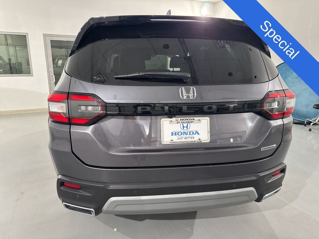 2023 Honda Pilot Touring