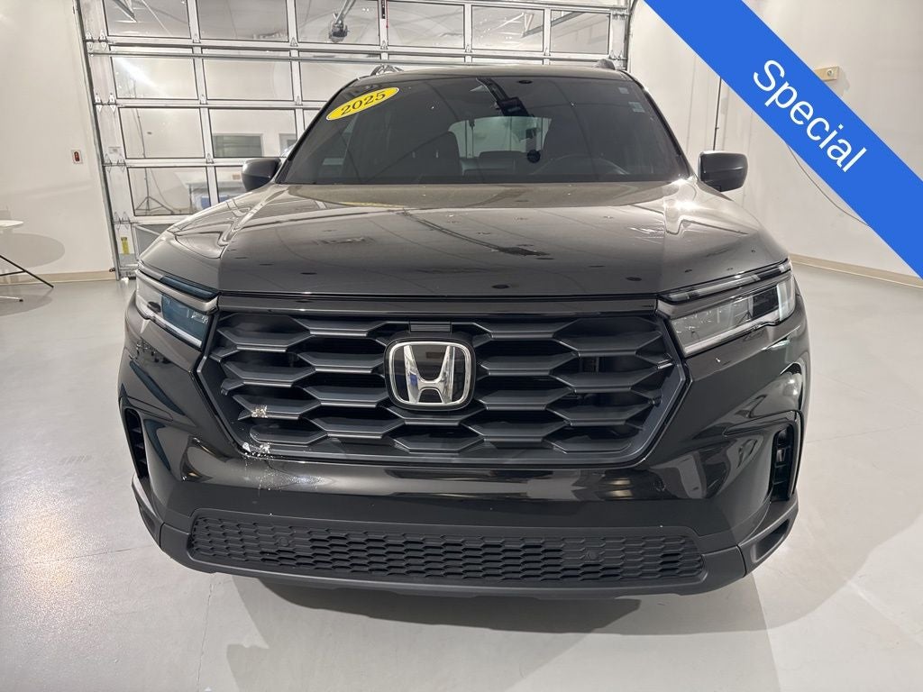2025 Honda Pilot Sport