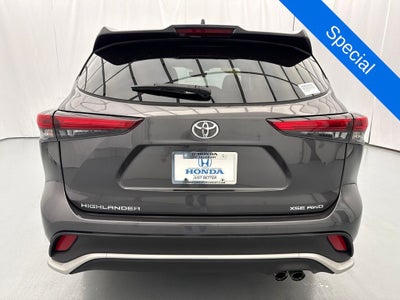 2022 Toyota Highlander XSE