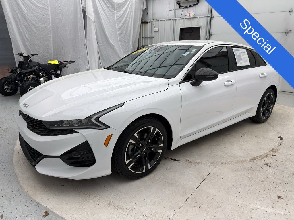 2022 Kia K5 GT-Line
