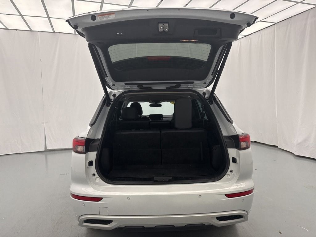 2023 Mitsubishi Outlander SEL