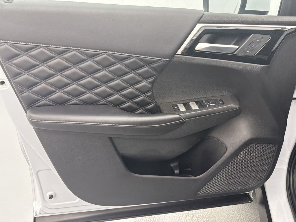 2023 Mitsubishi Outlander SEL