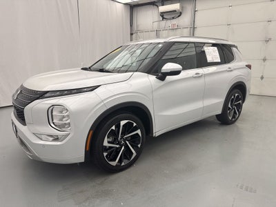 2023 Mitsubishi Outlander SEL