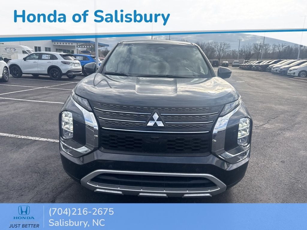 2024 Mitsubishi Outlander SE