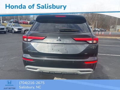 2024 Mitsubishi Outlander SE