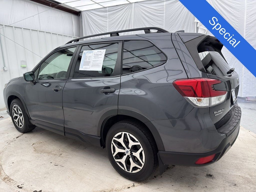 2023 Subaru Forester Premium