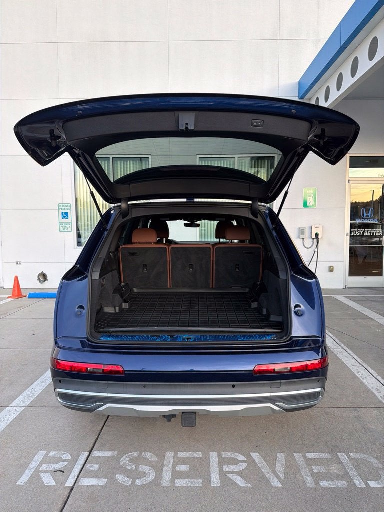 2021 Audi Q7 55 Premium quattro