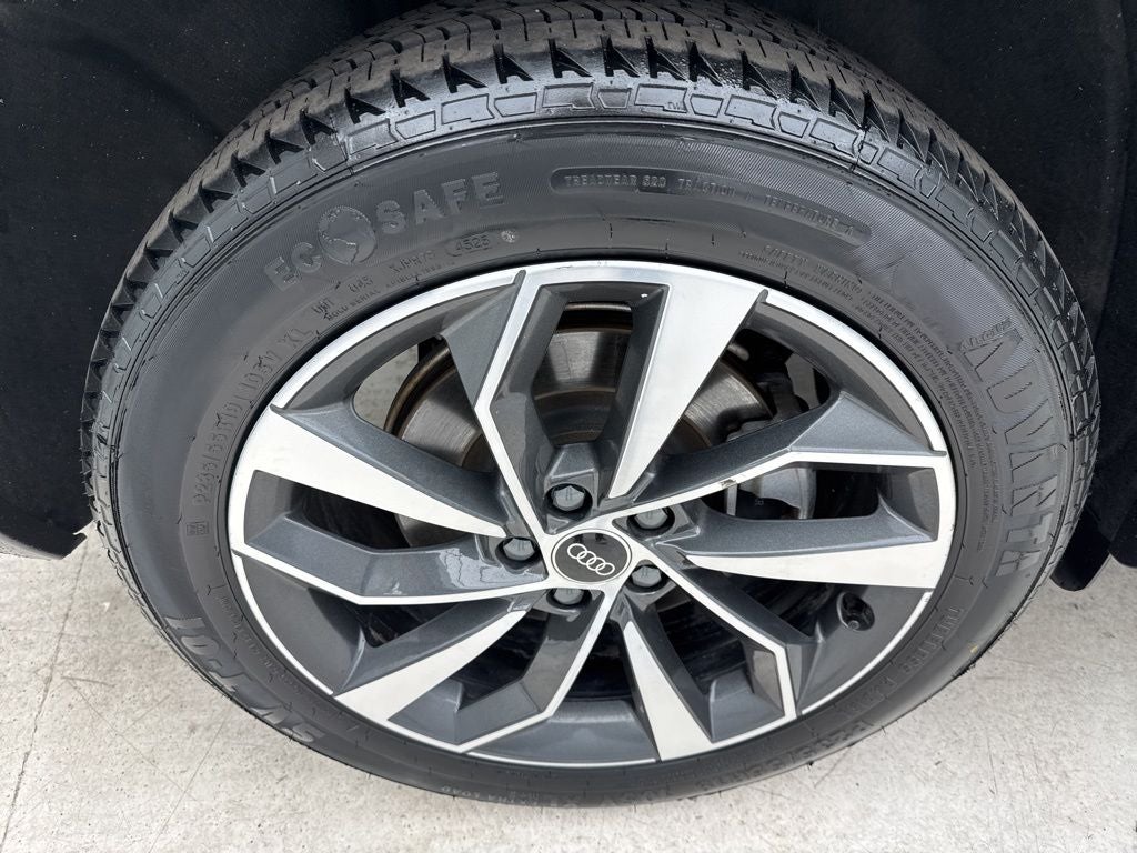 2024 Audi Q5 S line Premium Plus