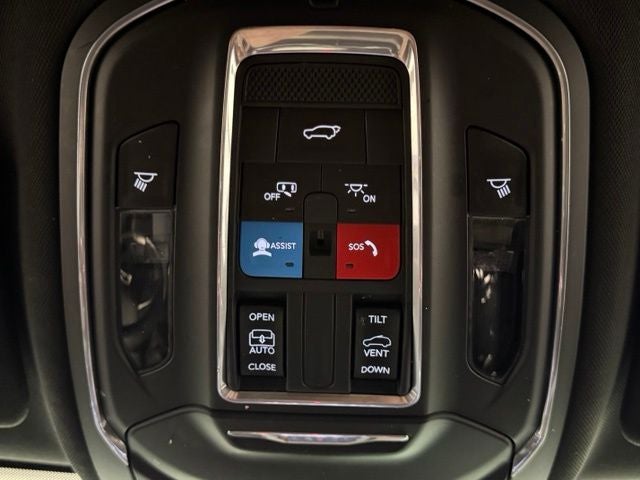2023 Jeep Grand Cherokee L Altitude