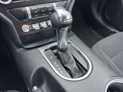 2022 Ford Mustang EcoBoost